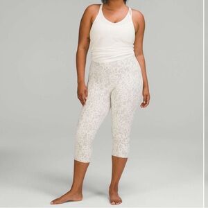 Lululemon Align High Rise Crop 21’